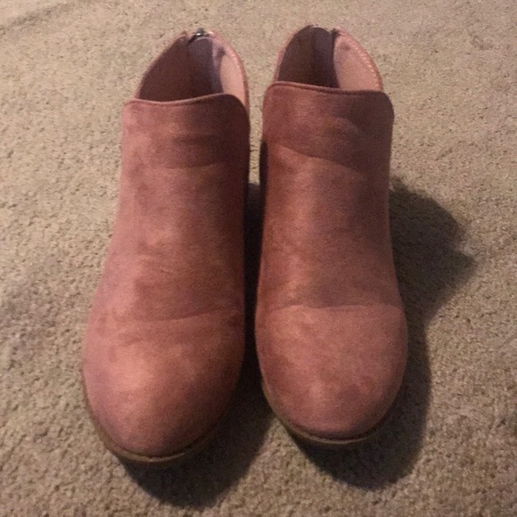 Pink booties - Picture 2 of 7